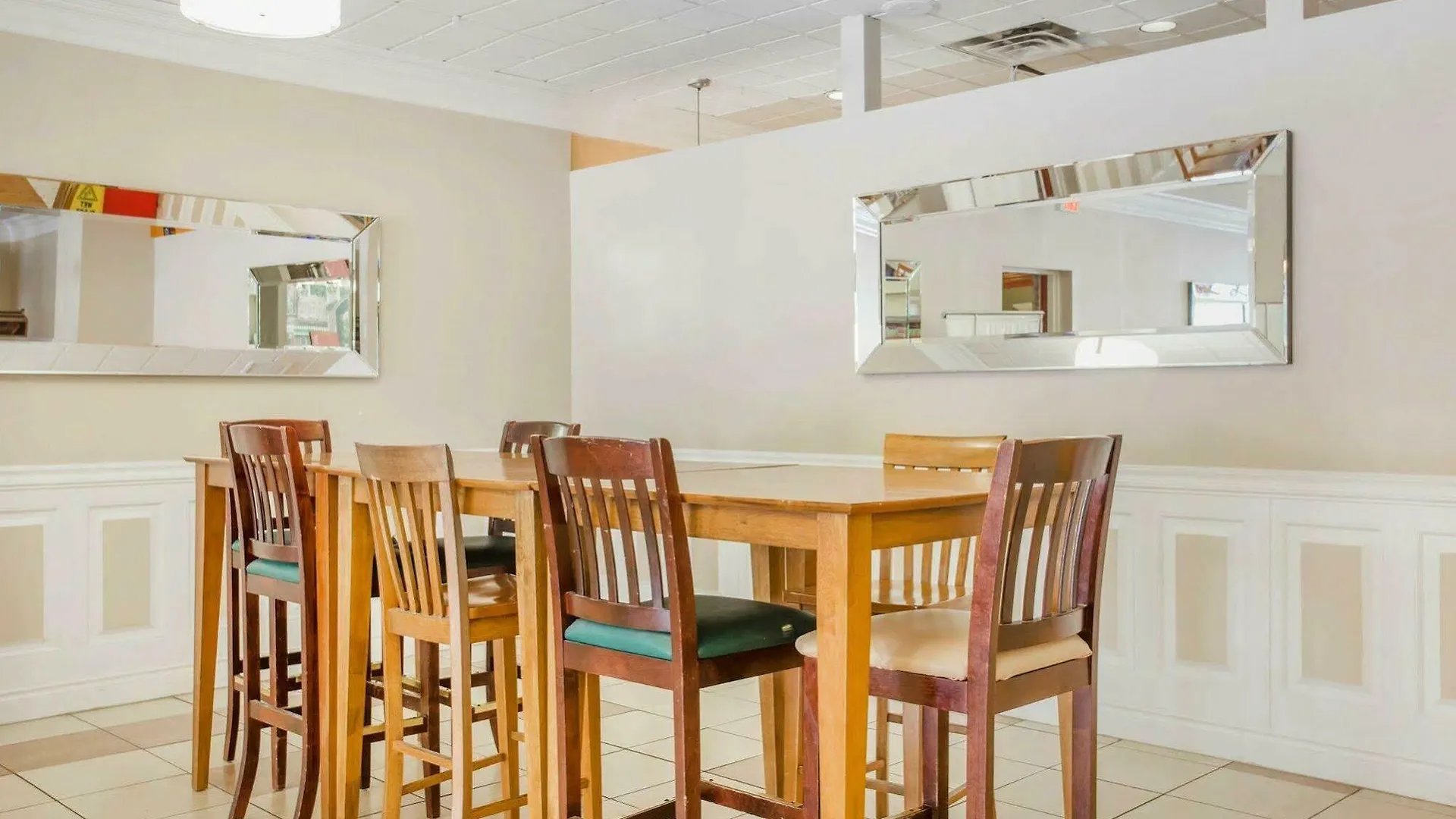 Quality Inn Toronto Airport Mississauga