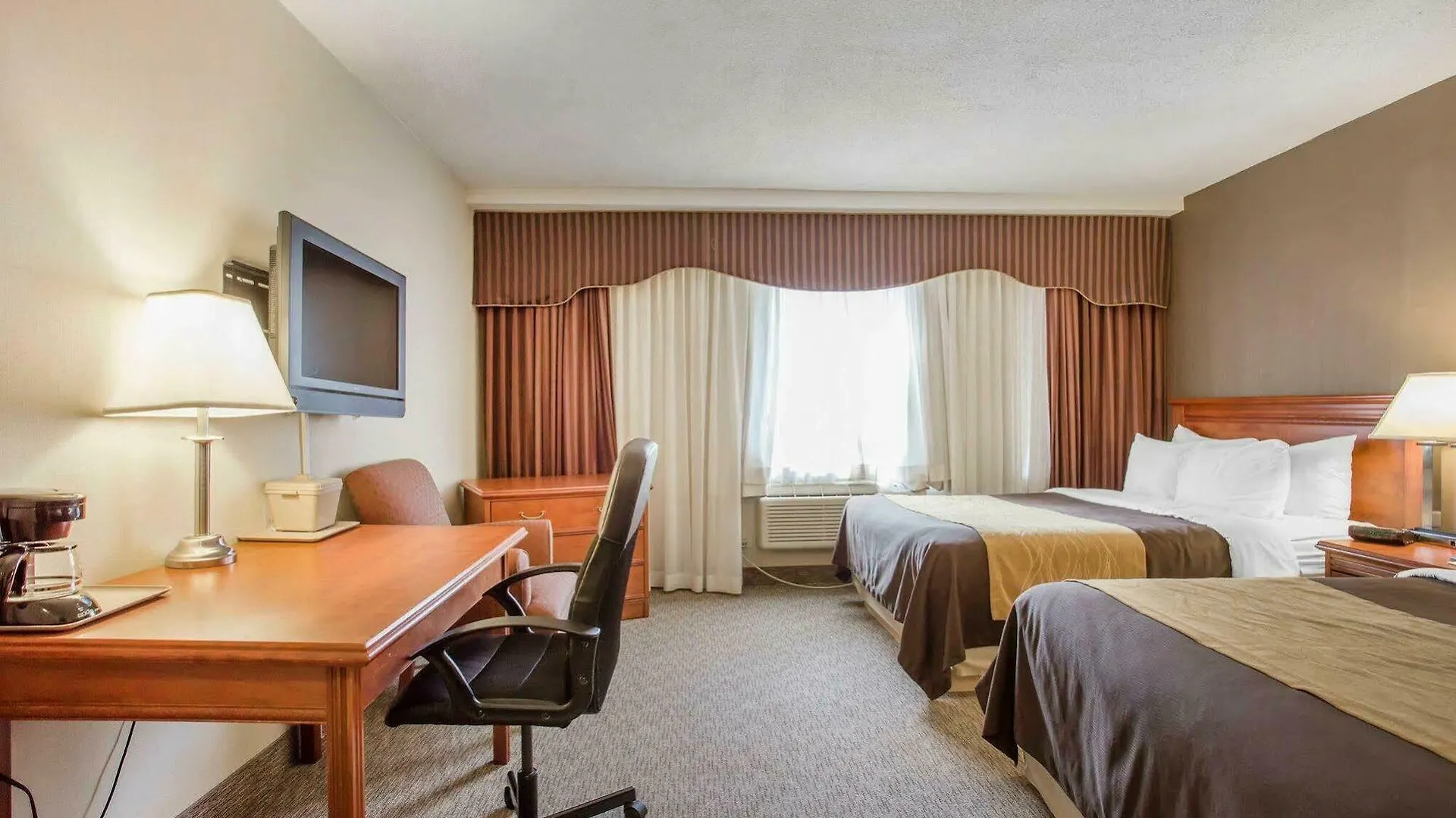 **  Quality Inn Toronto Airport Mississauga Canada